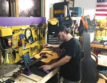 Professional acoustic guitar setups and classical guitar setups, and repairs in Atlanta.